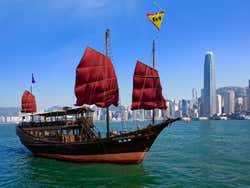 Aqua Luna in Victoria Harbour